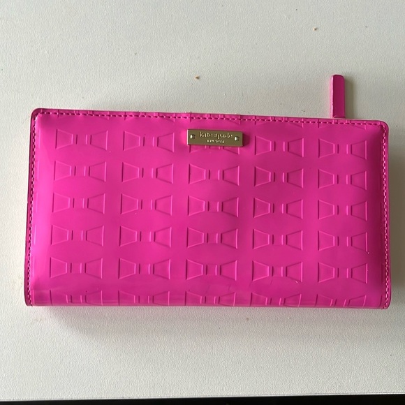 Kate  Spade  New York Fancy That Lacey Stacey Wallet Snap Close Vinyl Snap Close - Picture 1 of 10